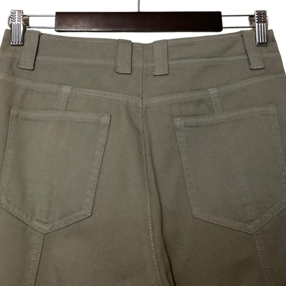 Aeropostale khaki low-rise flare pants with front cargo pockets - Picture 8 of 15